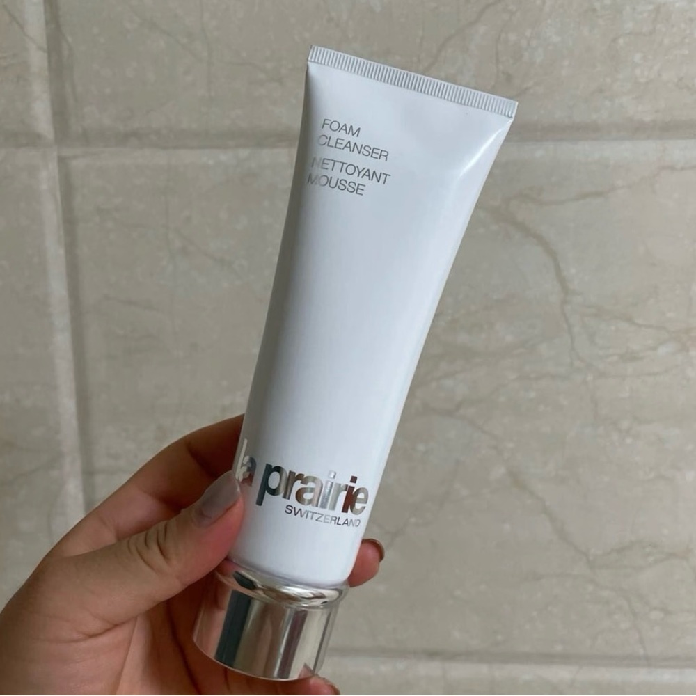 Authentic La Prairie foam cleanser